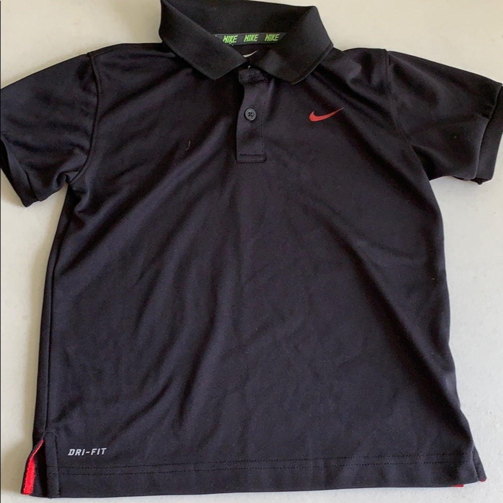 Nike DRI-FIT boy’s polo size 6